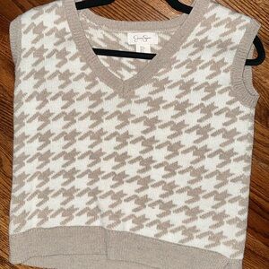 Women's Houndstooth Sweater Vest - Beige and Cream
